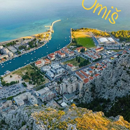 Seafront Studio-apartment *