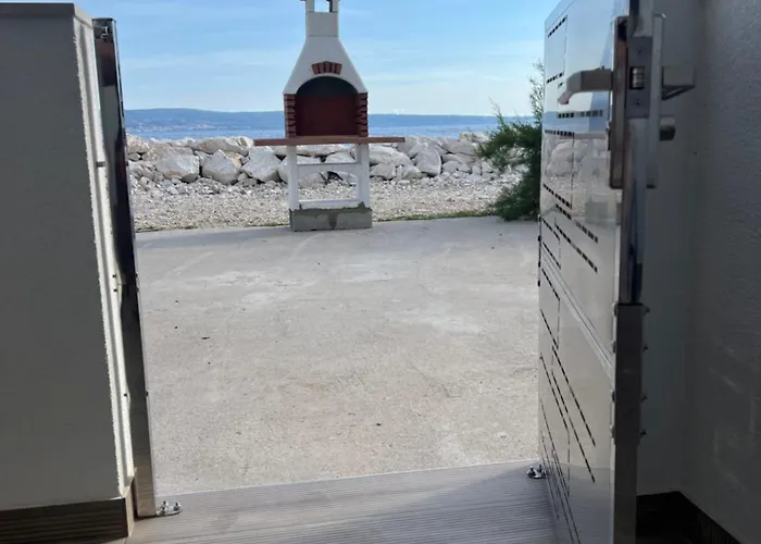 Seafront Studio-apartment Lägenhet