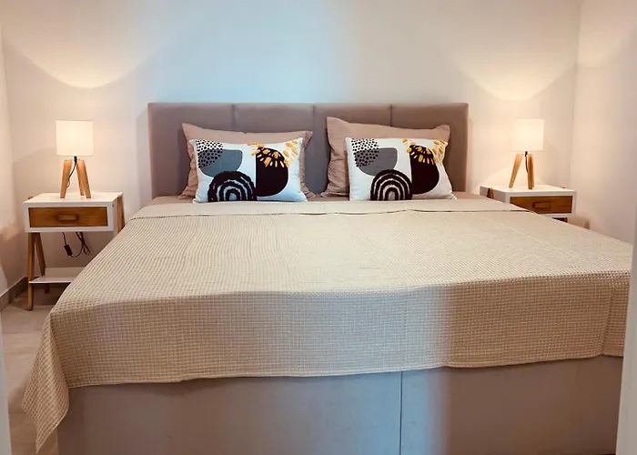 Seafront Studio-apartment