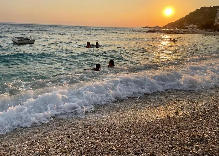 Lägenhet Seafront Studio-apartment Krilo